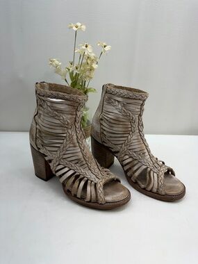 Freebird  heeled cage leather sandal